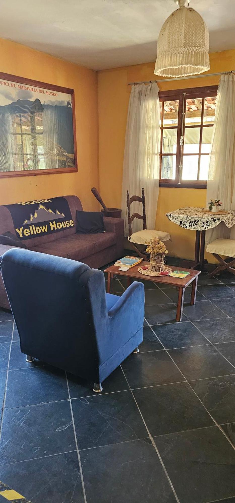 Hostel Yellow House Mg Итамонти Экстерьер фото